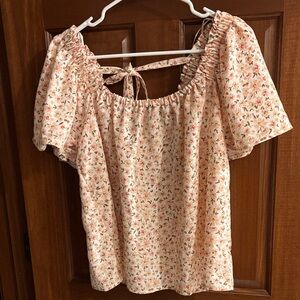 NWT Nine Britton Susie Back Detail Blouse, Size Large